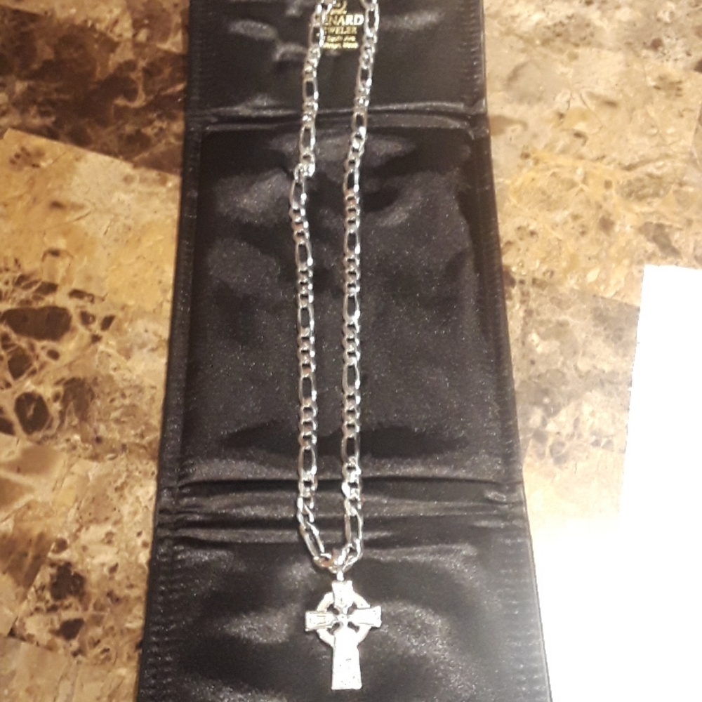 Mens New Celtic Sterling Silver Pendant and Thick chain
